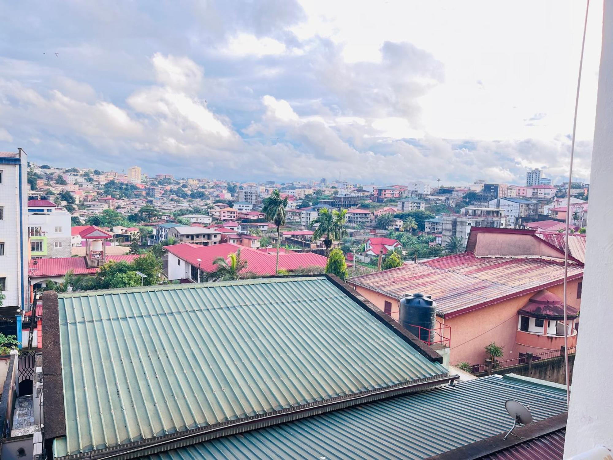 Appartements Modernes, Wifi, Tv - Yaounde, Omnisports Exteriér fotografie