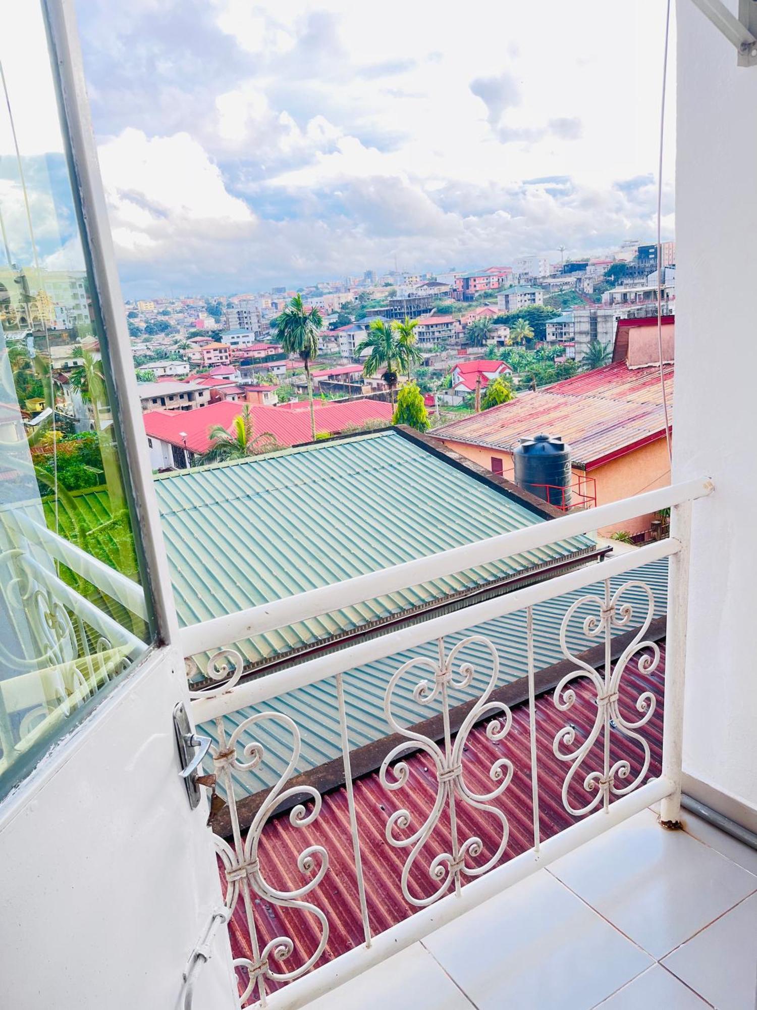 Appartements Modernes, Wifi, Tv - Yaounde, Omnisports Exteriér fotografie