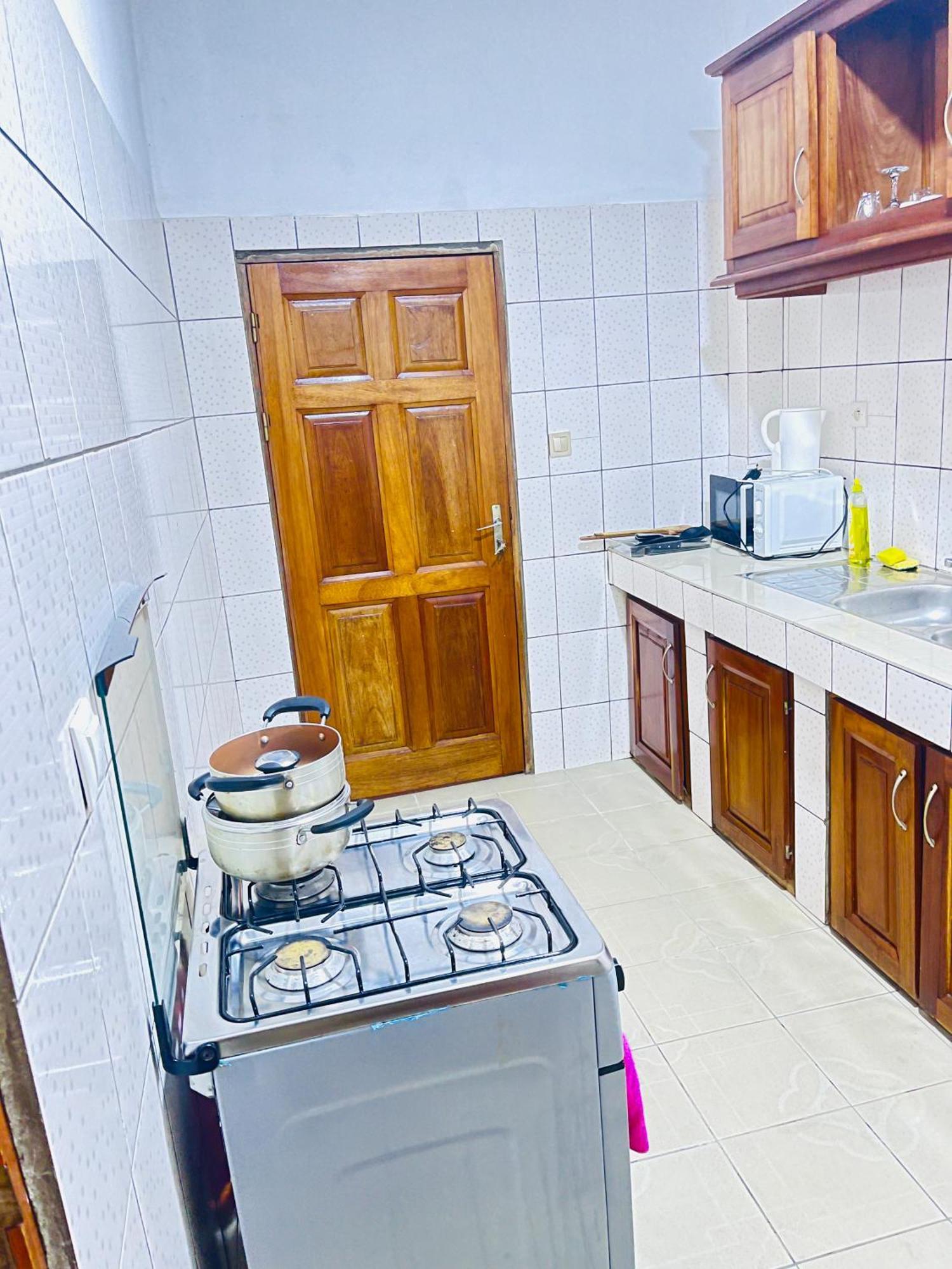 Appartements Modernes, Wifi, Tv - Yaounde, Omnisports Exteriér fotografie