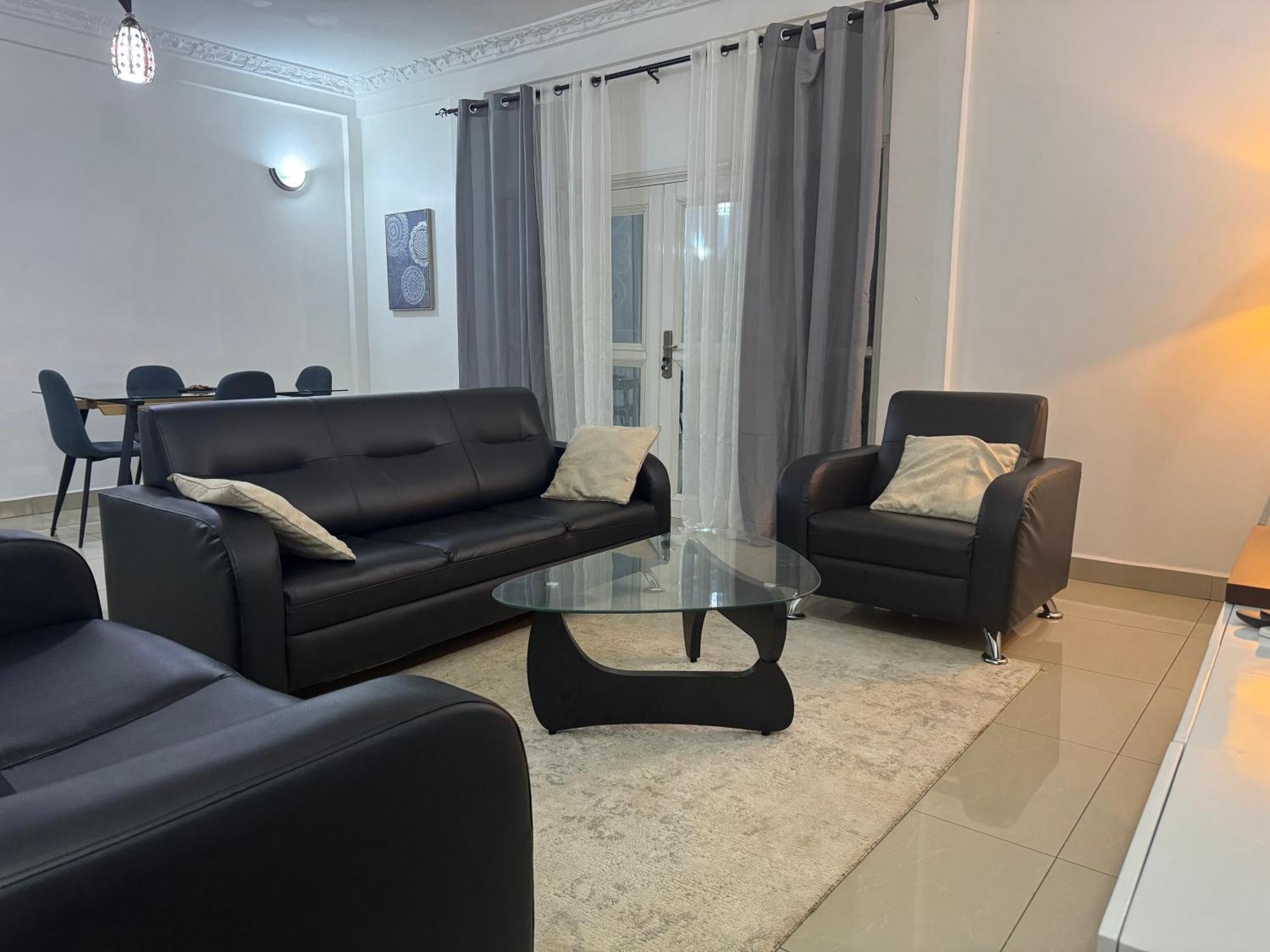 Appartements Modernes, Wifi, Tv - Yaounde, Omnisports Exteriér fotografie