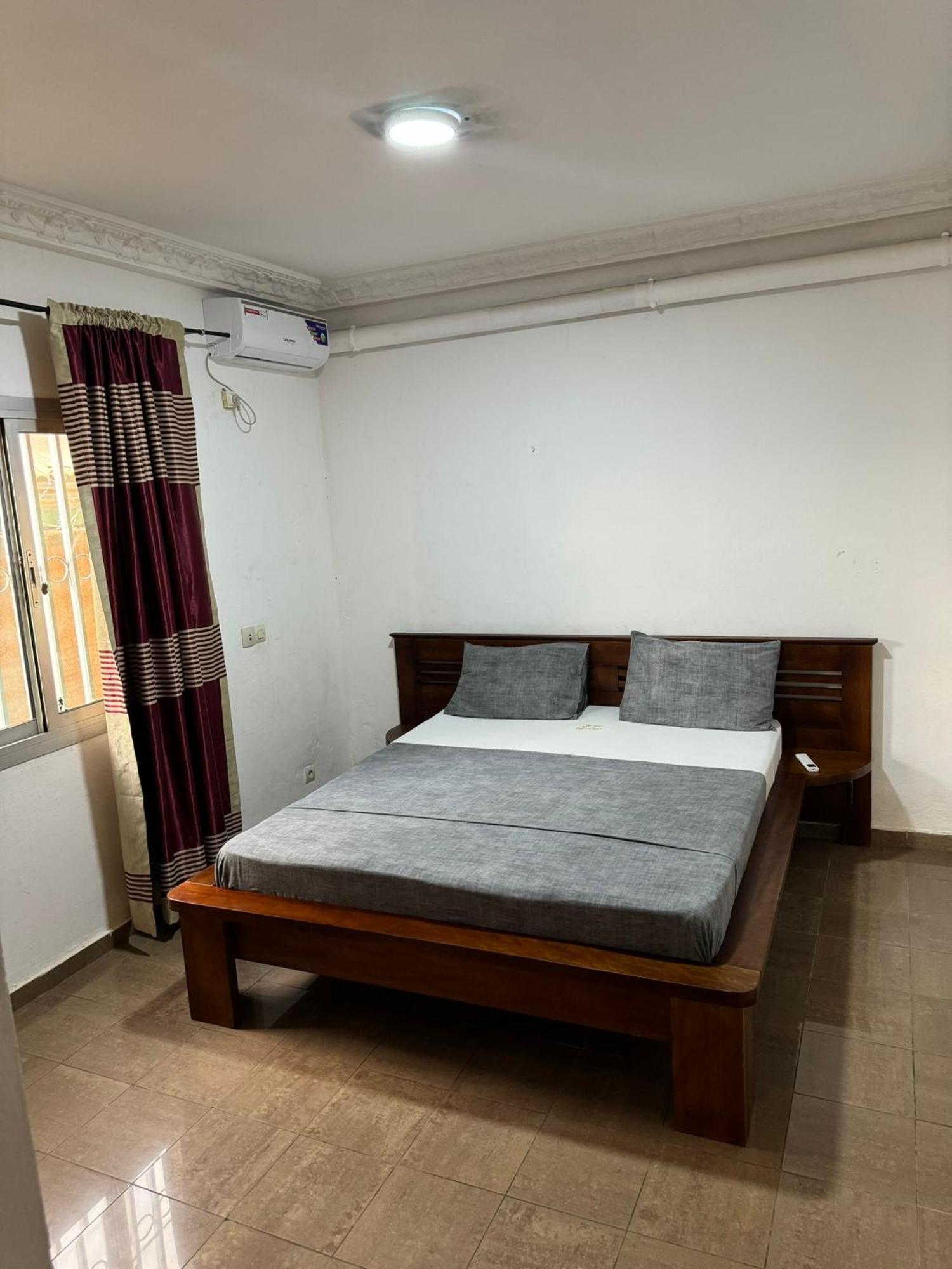 Appartements Modernes, Wifi, Tv - Yaounde, Omnisports Exteriér fotografie